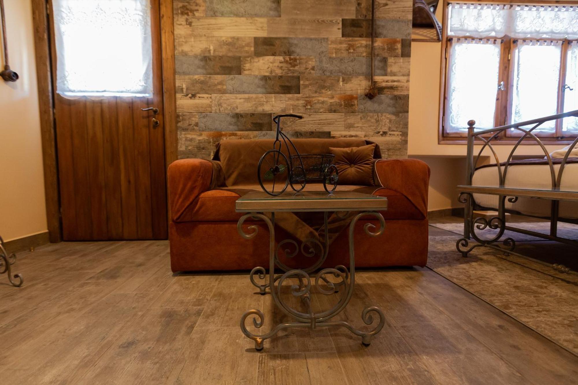 Maria'S Boutique Rooms Corinth Room photo