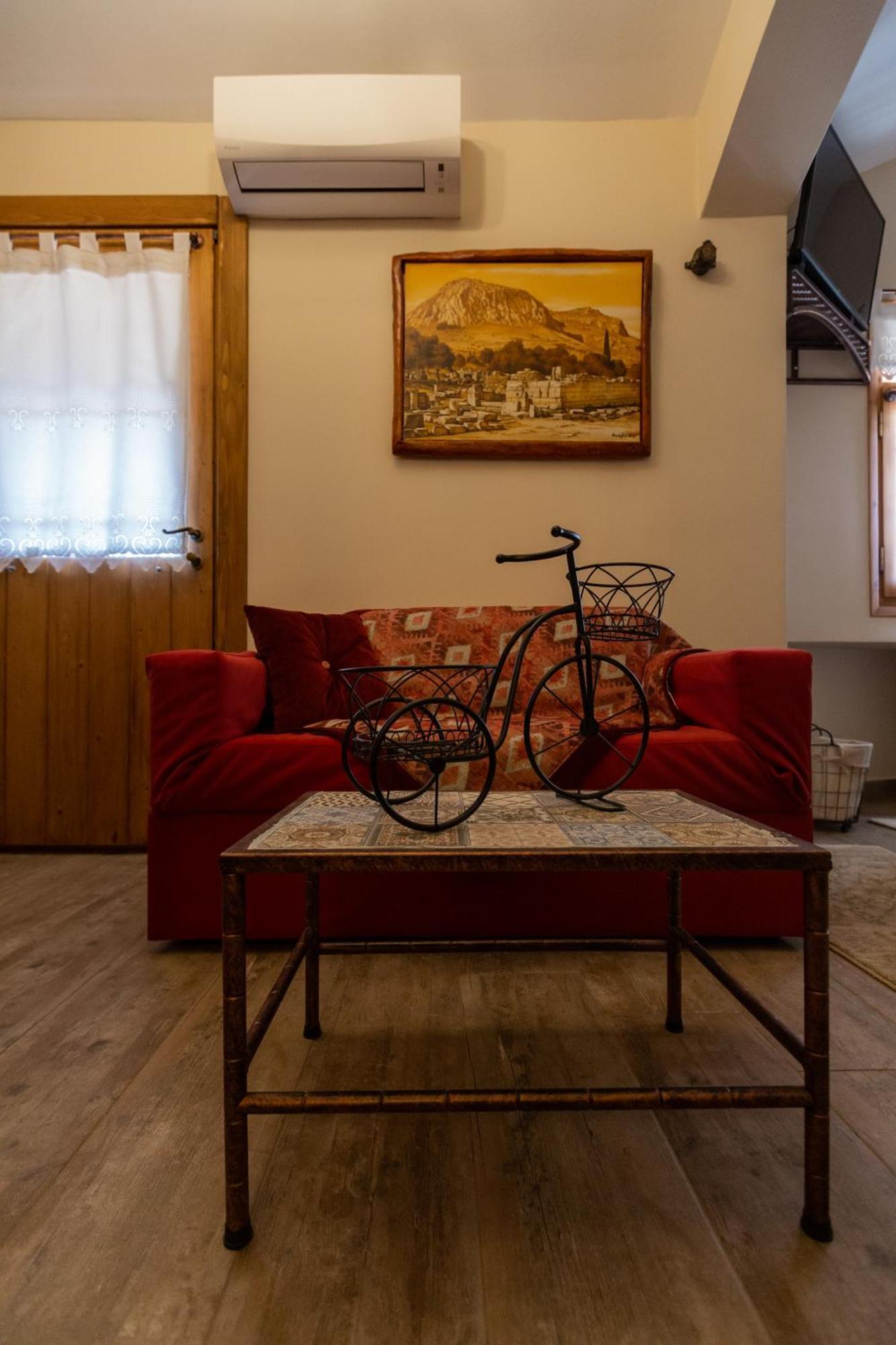Maria'S Boutique Rooms Corinth Room photo